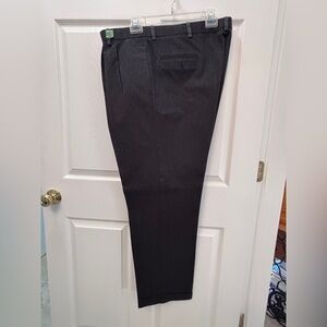 Dockers Men's Charcoal Dress Pants  size 40x32